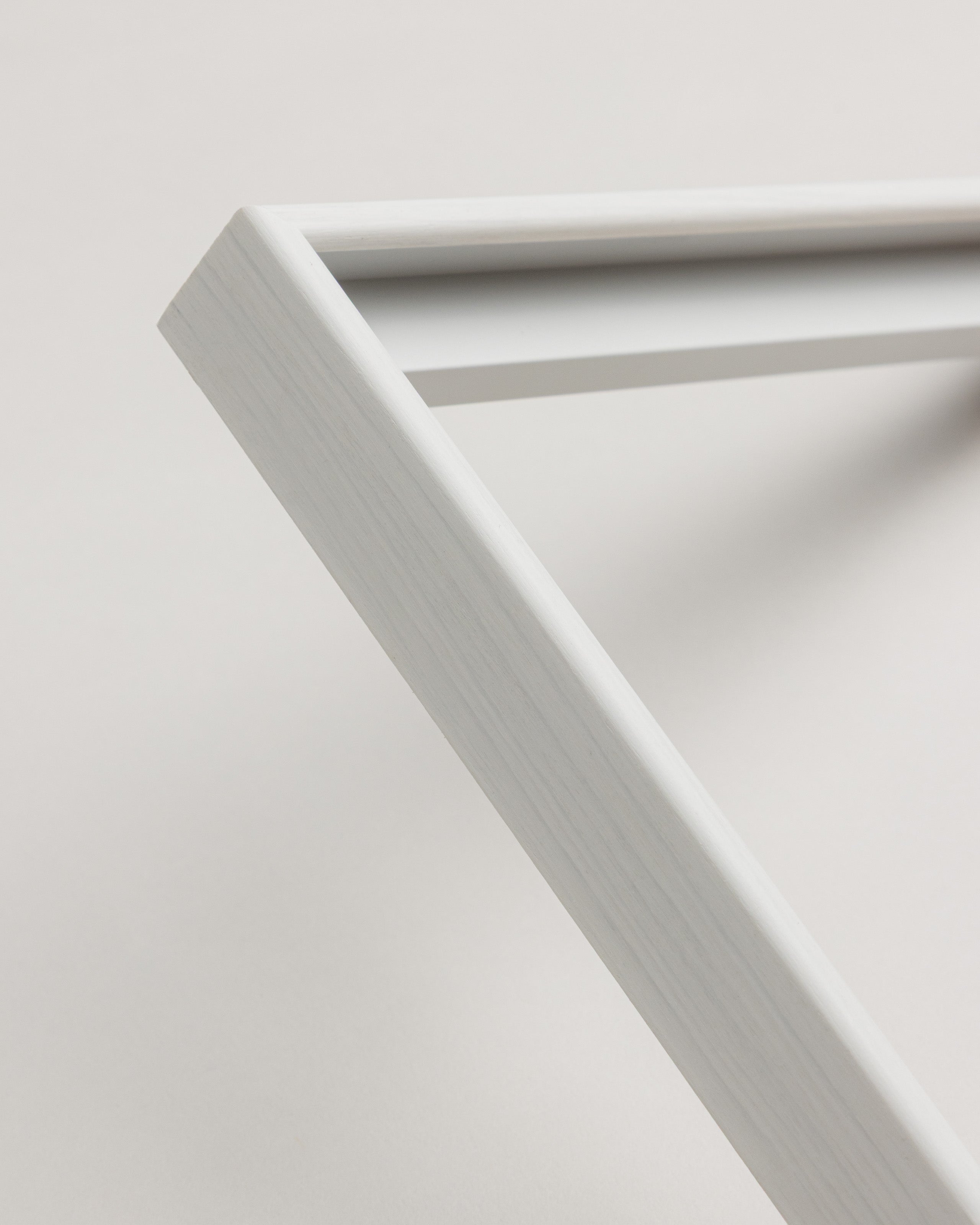 Soft Edge Slim - White