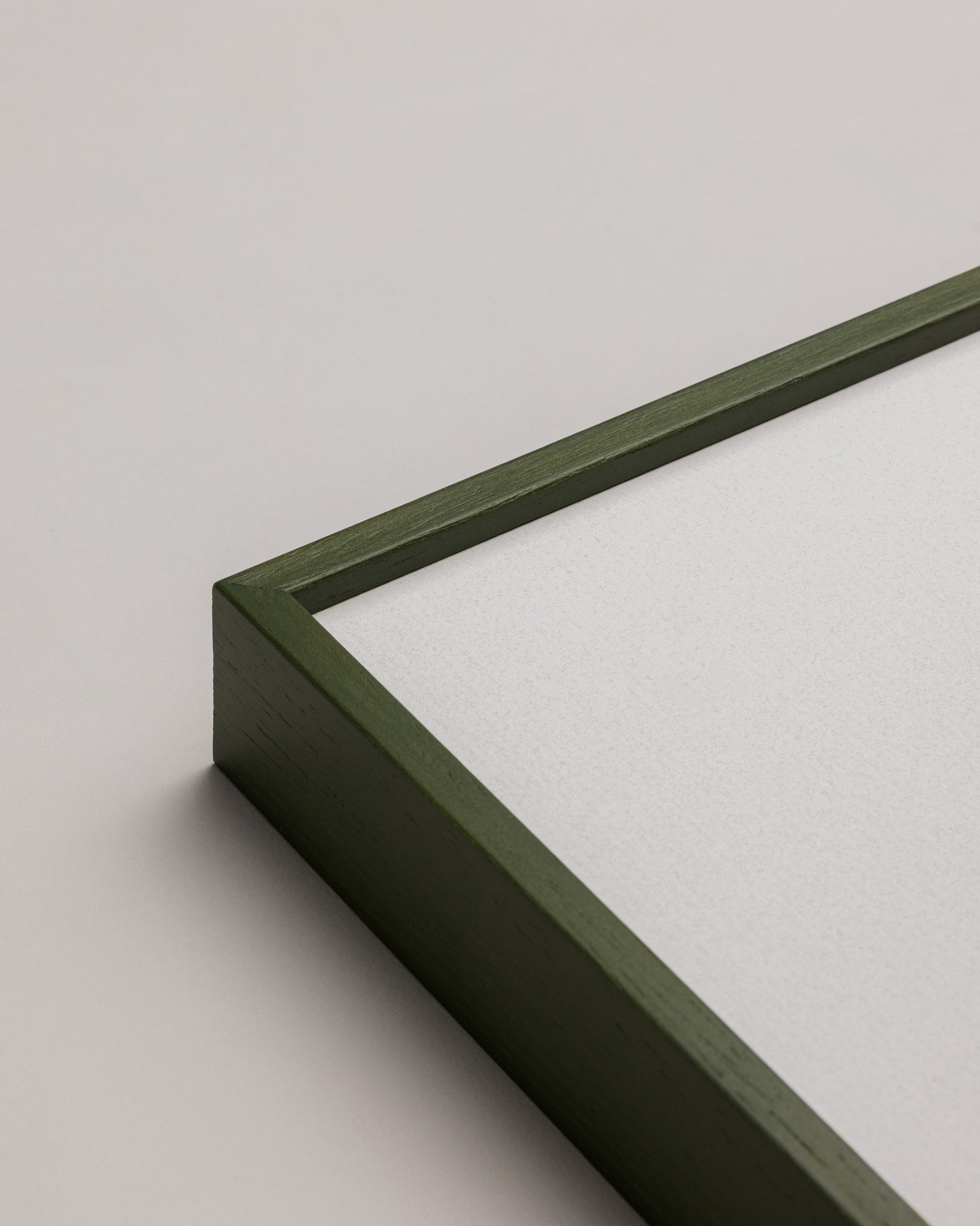 Straight Edge - Olive Green